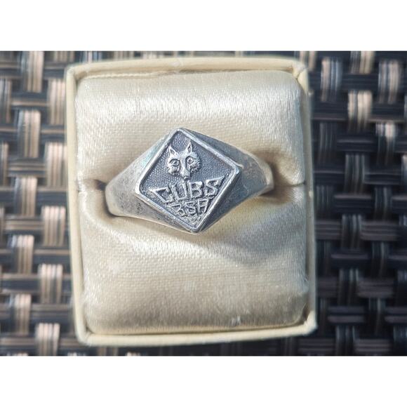 VINTAGE CUB SCOUT STERLING RING SIZE 8.5 - Picture 2 of 8